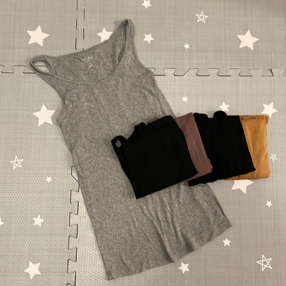 BOGO Isabel Maternity - Bundle of 5 Maternity Tanks XS